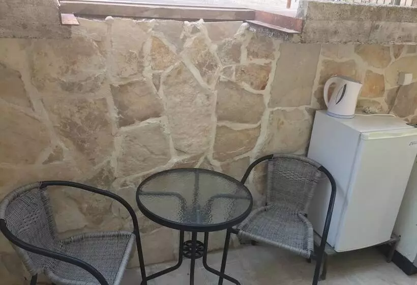 پانسیون Neni Apartments