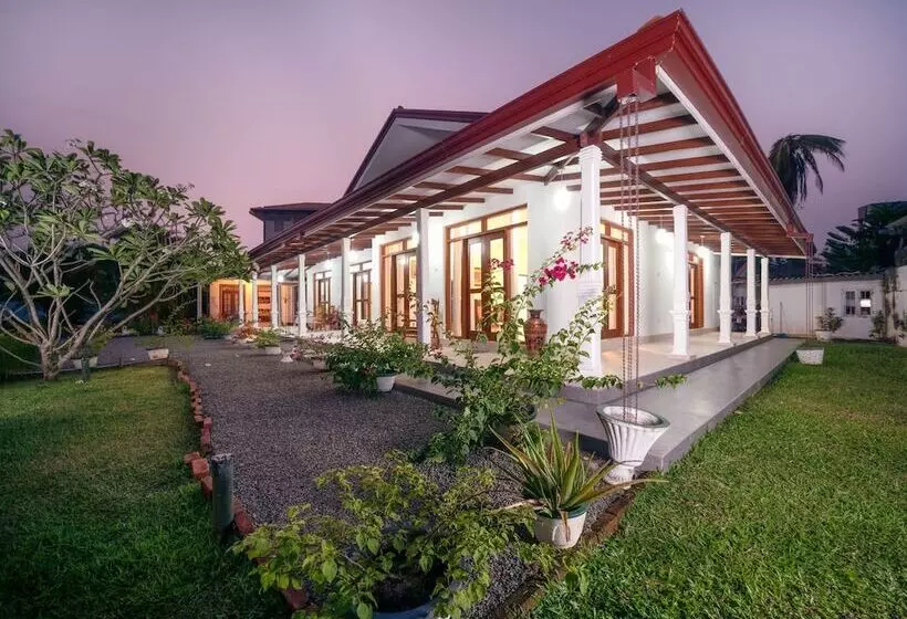 ペンション Villa Araliya