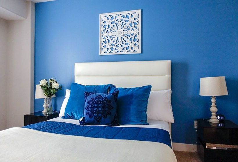 Resort Style Apartments Near Ucla