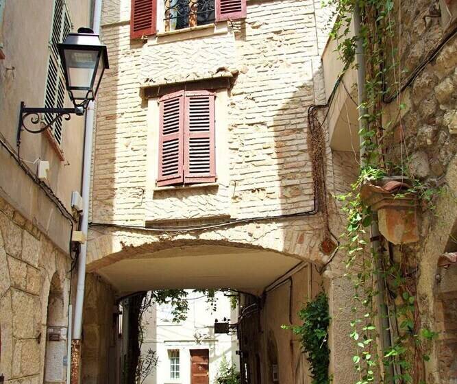 استراحتگاه Hello Côte D Azur