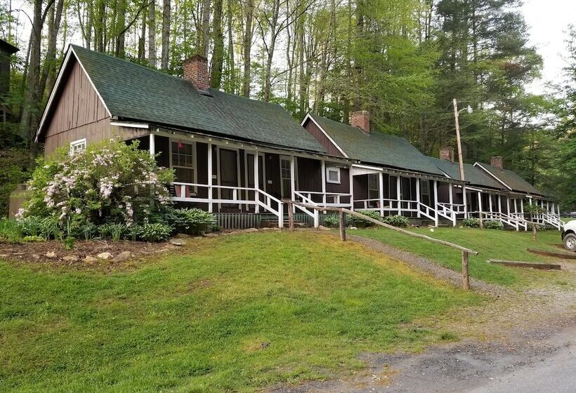 The Cabins At Healing Springs