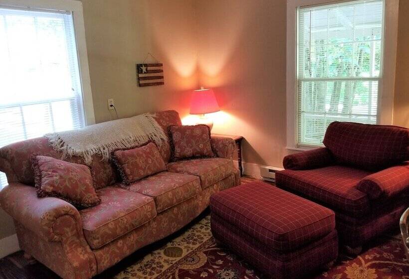 The Cabins At Healing Springs