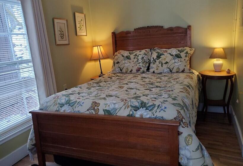 The Cabins At Healing Springs