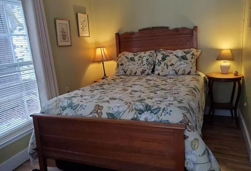 The Cabins At Healing Springs