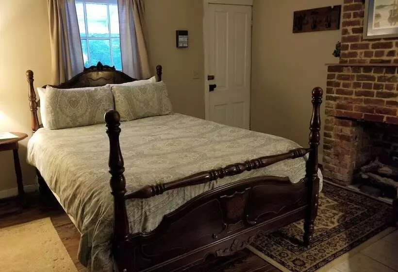 The Cabins At Healing Springs