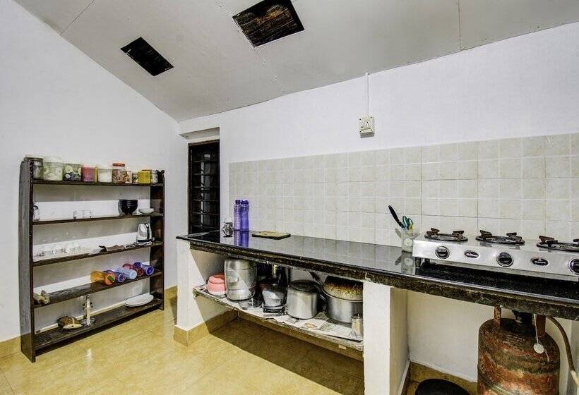 Vintage Studio Home By Oyo Rooms