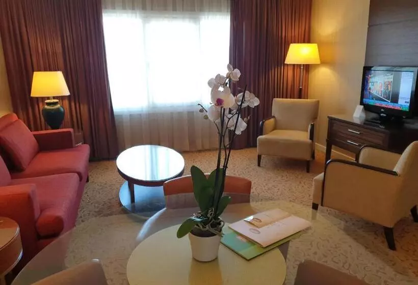 هتل Buyukhanli Park