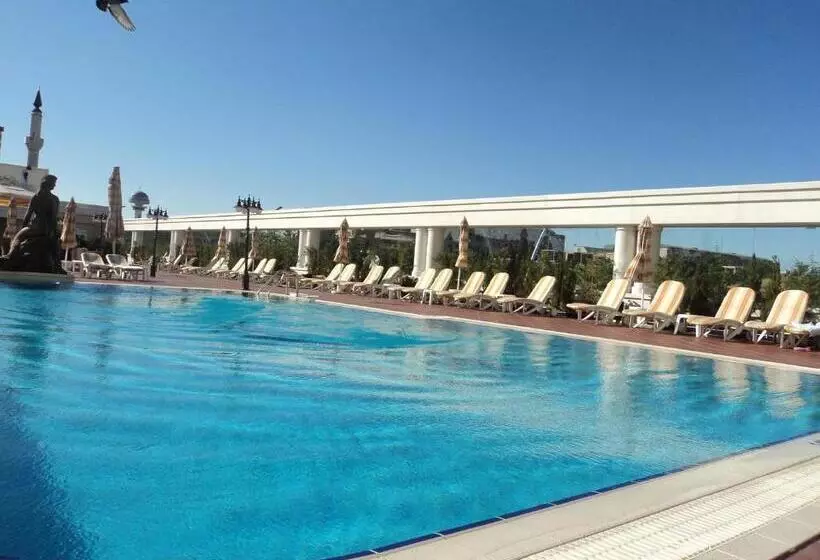 هتل Buyukhanli Park