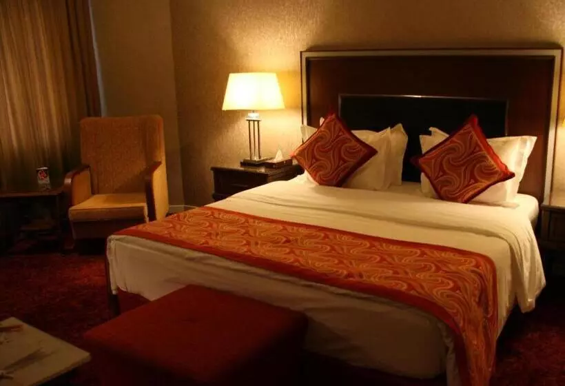 هتل Buyukhanli Park