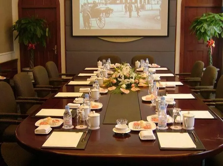 ホテル Astor House