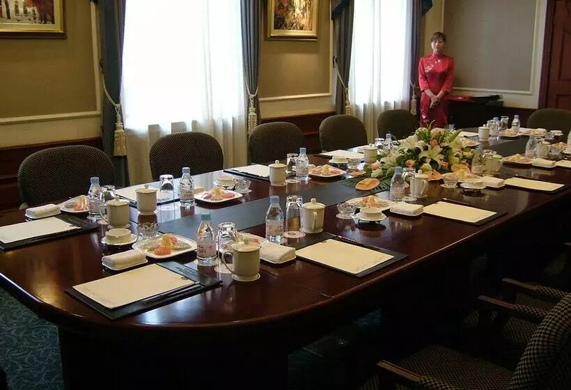 ホテル Astor House