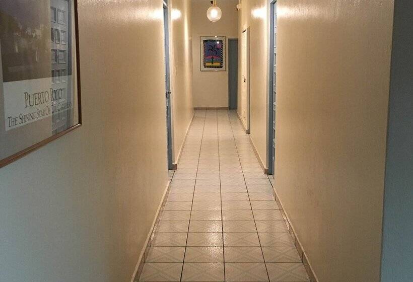 هتل Borinquen Beach Inn