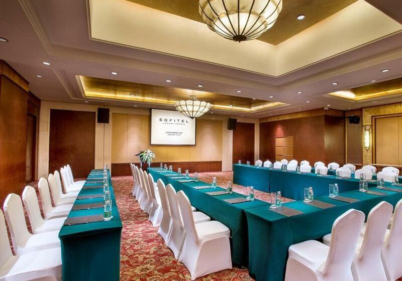 Otel Chengdu Taihe International