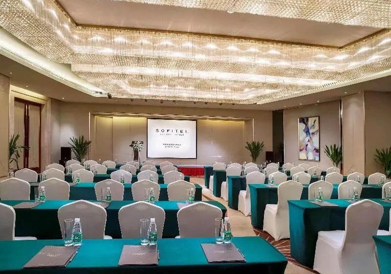 ホテル Chengdu Taihe International