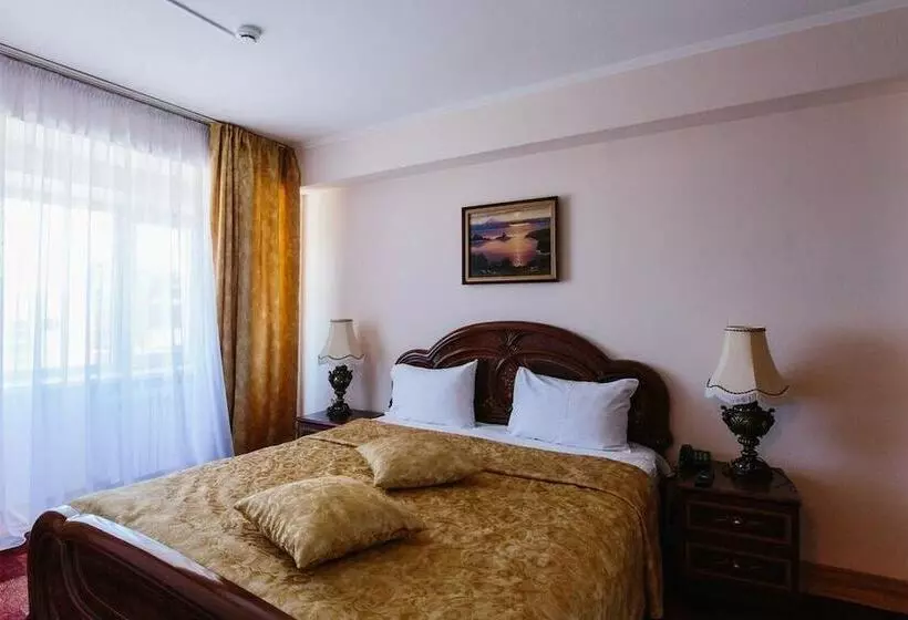 هتل Complex Petropavlovsk