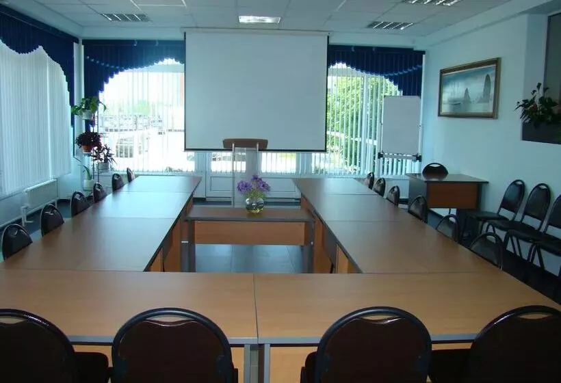 هتل Complex Petropavlovsk