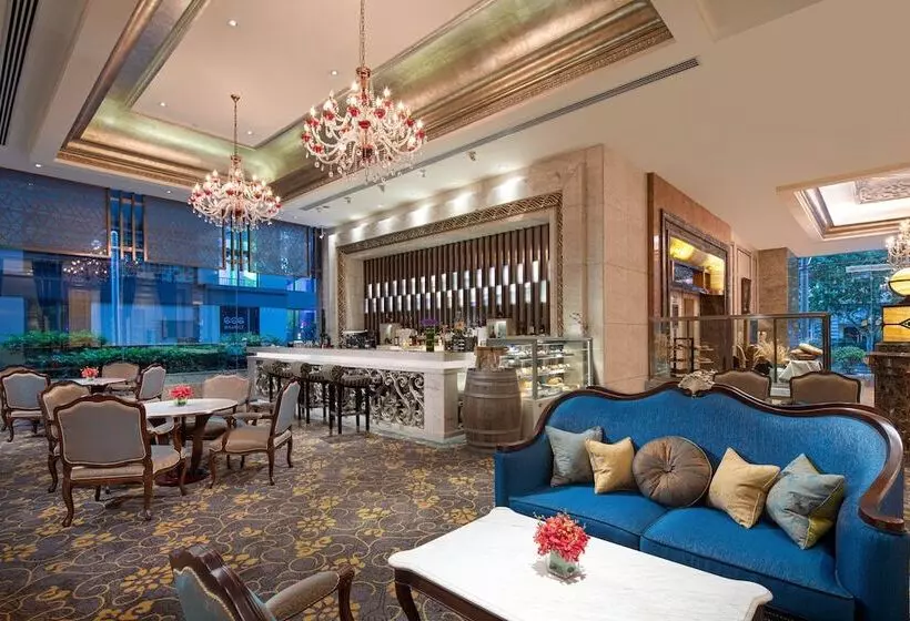 호텔 Crowne Plaza Shanghai Nanjing Road, An Ihg