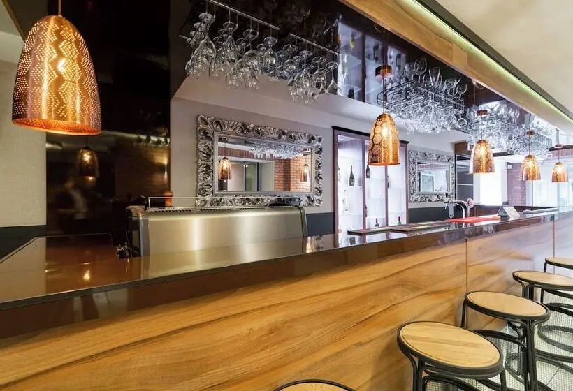 ホテル Diament Zabrze  Gliwice