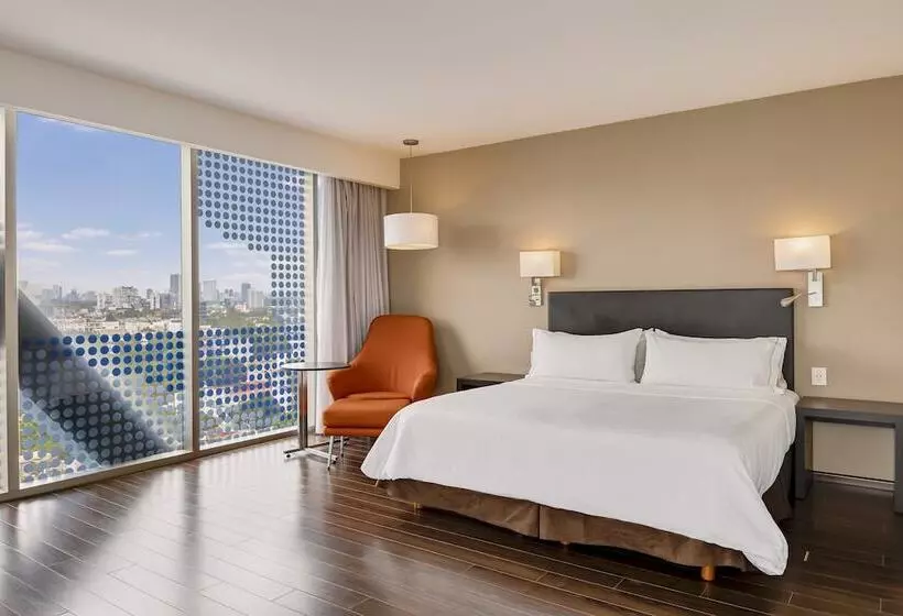 ホテル Fiesta Inn Insurgentes Viaducto