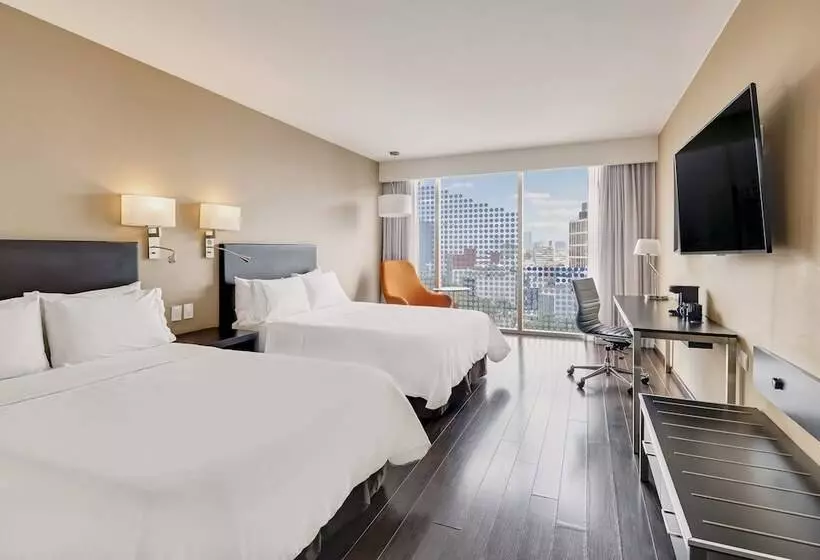 ホテル Fiesta Inn Insurgentes Viaducto