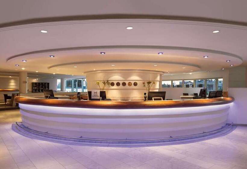 هتل Hilton Stockholm Slussen