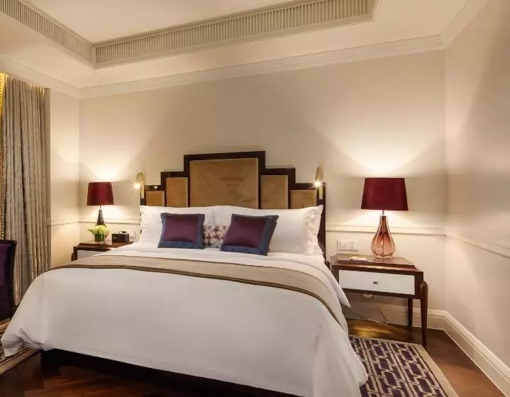 Jinjiang Metropolo Hotel Classiq,shanghai Bund Circle