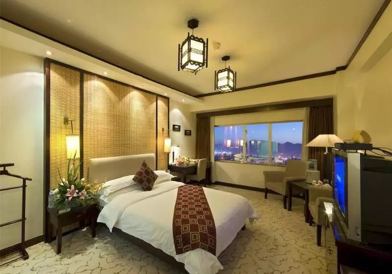 בית מלון כפרי New Era