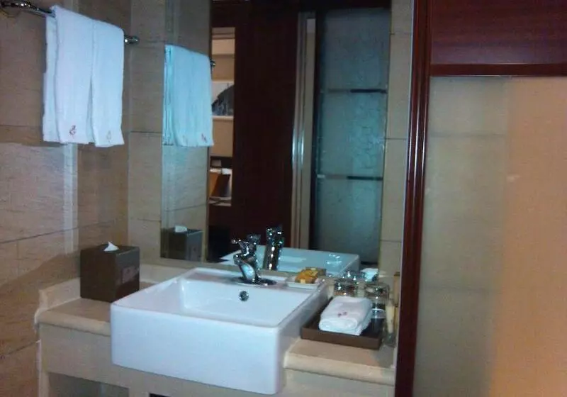 בית מלון כפרי New Era