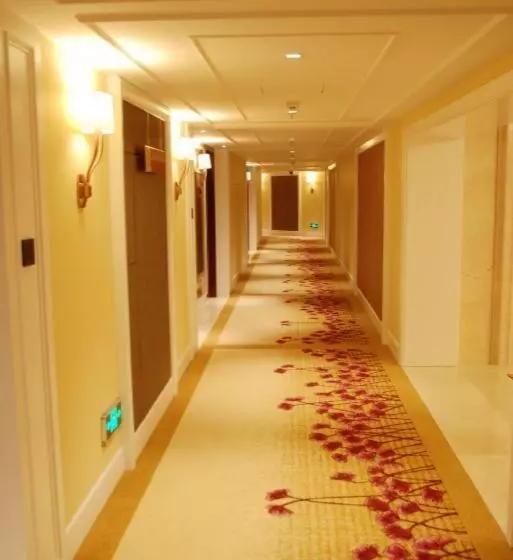 בית מלון כפרי New Era