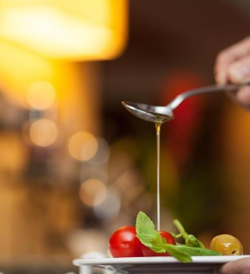 هتل Buyukhanli Park