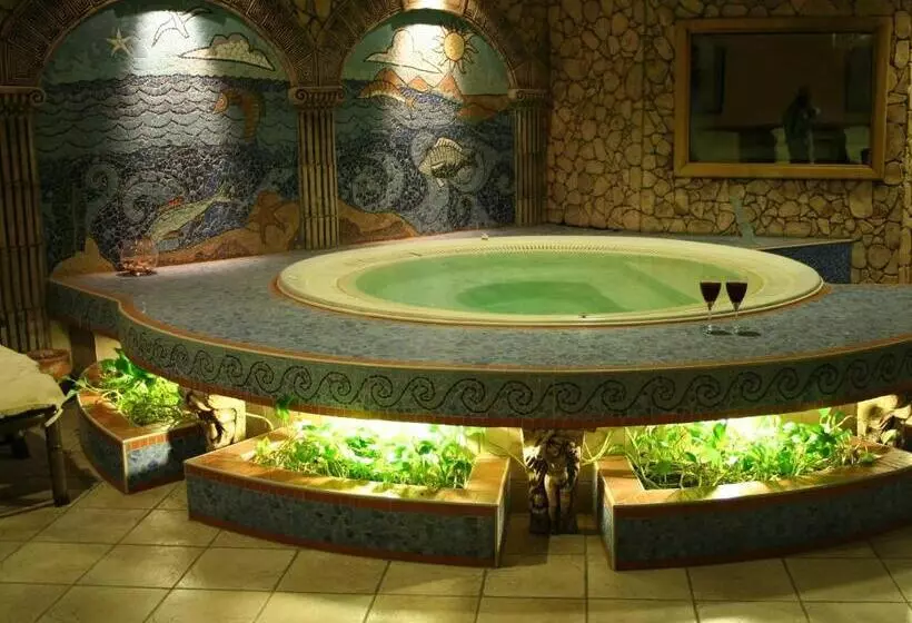 هتل Buyukhanli Park