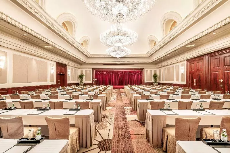 Radisson Collection Hotel, Xing Guo Shanghai