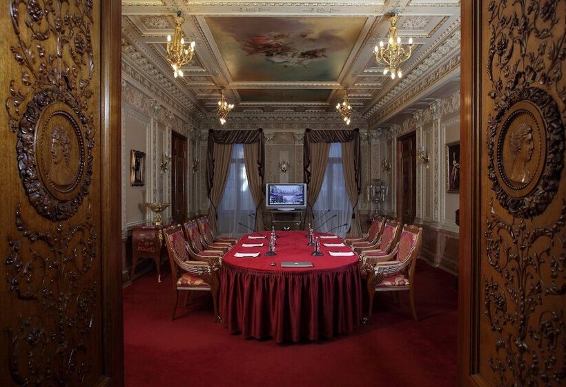 בית מלון כפרי The Taleon Imperial