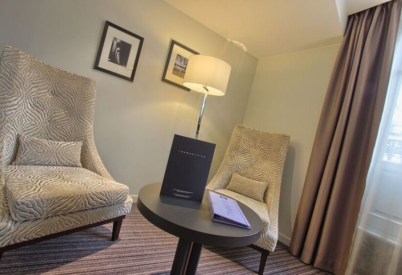 ホテル Hôtel Chamar