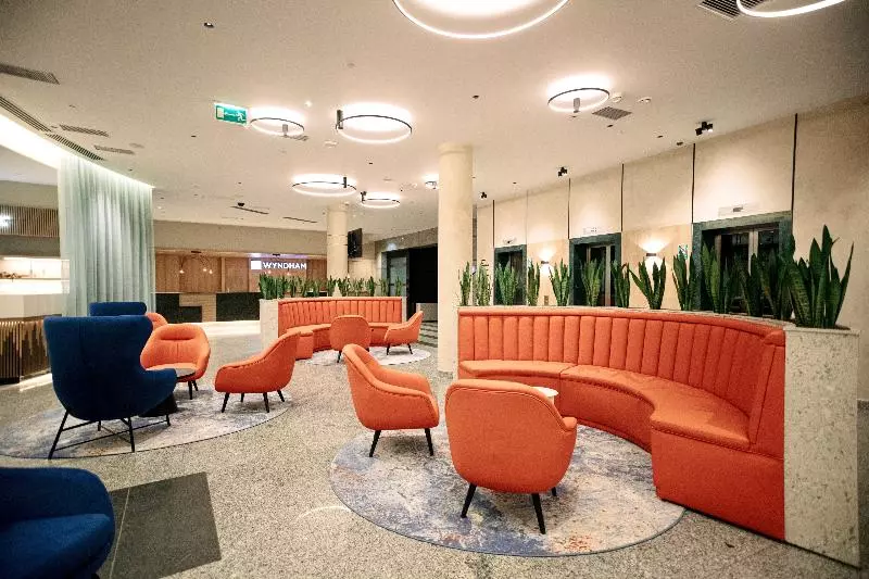 בית מלון כפרי Wyndham Wroclaw Old Town