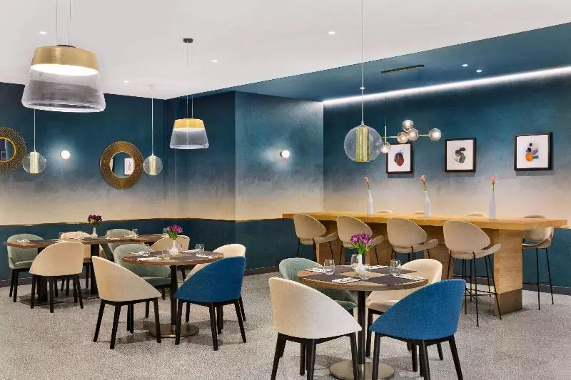 בית מלון כפרי Wyndham Wroclaw Old Town