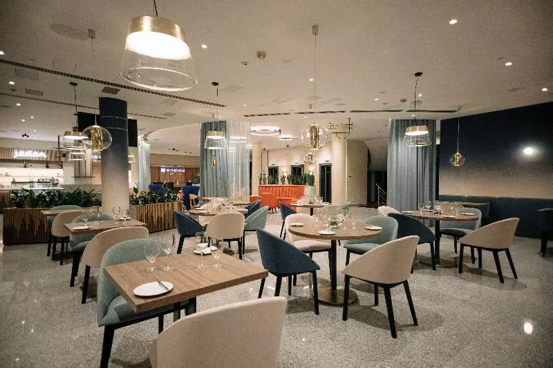 בית מלון כפרי Wyndham Wroclaw Old Town