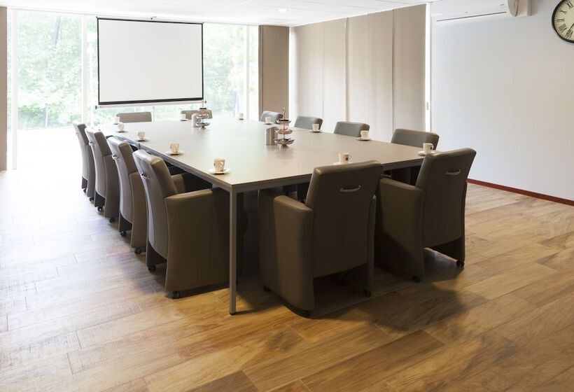 Мотель De Naaldhof