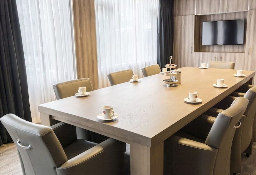 Мотель De Naaldhof