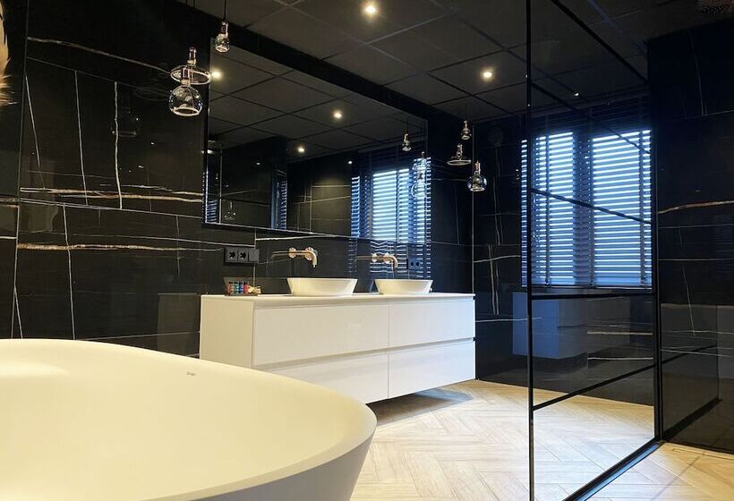 Мотель De Naaldhof