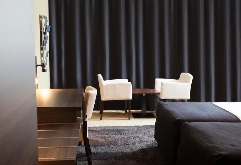 Мотель De Naaldhof