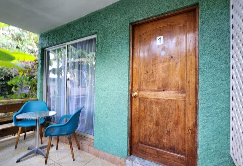 Otel Cabañas Manuto