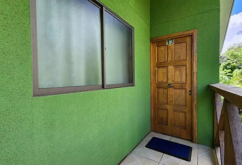 Hotelli Cabañas Manuto