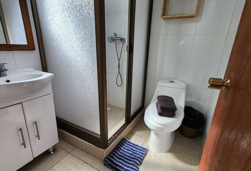 Otel Cabañas Manuto