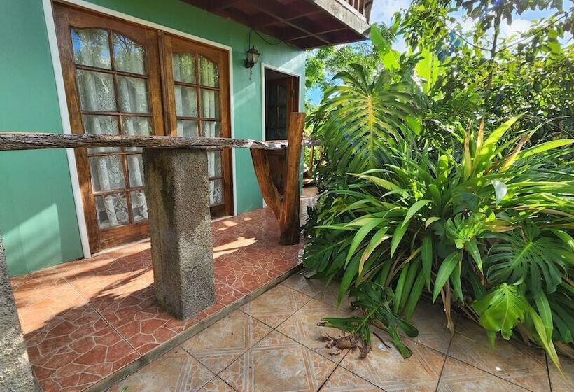 Otel Cabañas Manuto