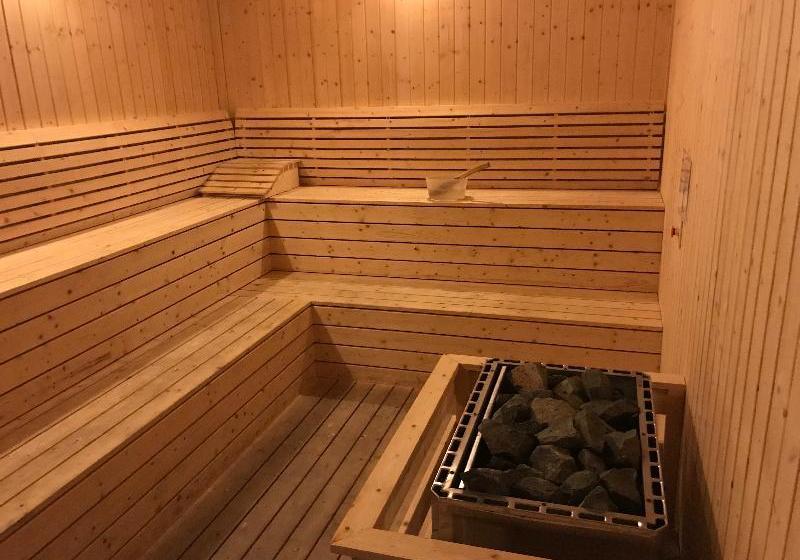 בית מלון כפרי Coop Stay @ Kenwingston Square Garden Cyberjaya