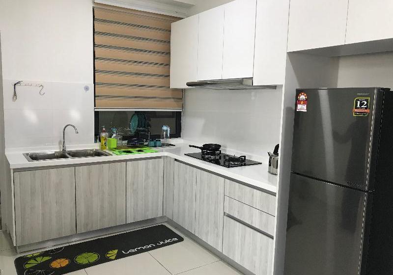 בית מלון כפרי Coop Stay @ Kenwingston Square Garden Cyberjaya