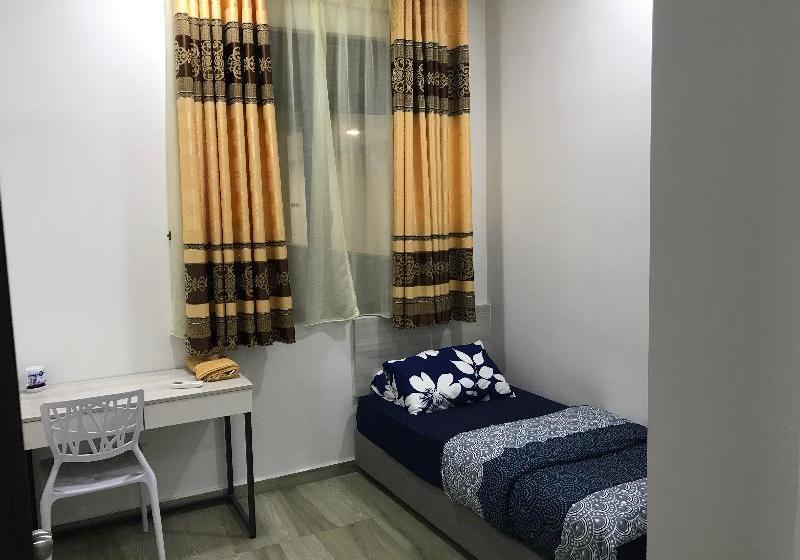 בית מלון כפרי Coop Stay @ Kenwingston Square Garden Cyberjaya