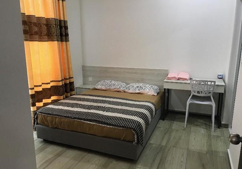 בית מלון כפרי Coop Stay @ Kenwingston Square Garden Cyberjaya