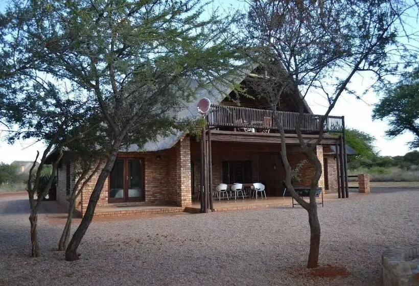 ホテル Makhato 84 Bush Lodge